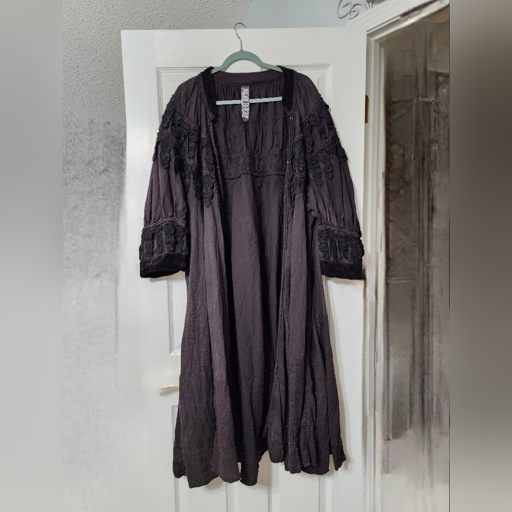 MAGNOLIA PEARL OPERA COAT